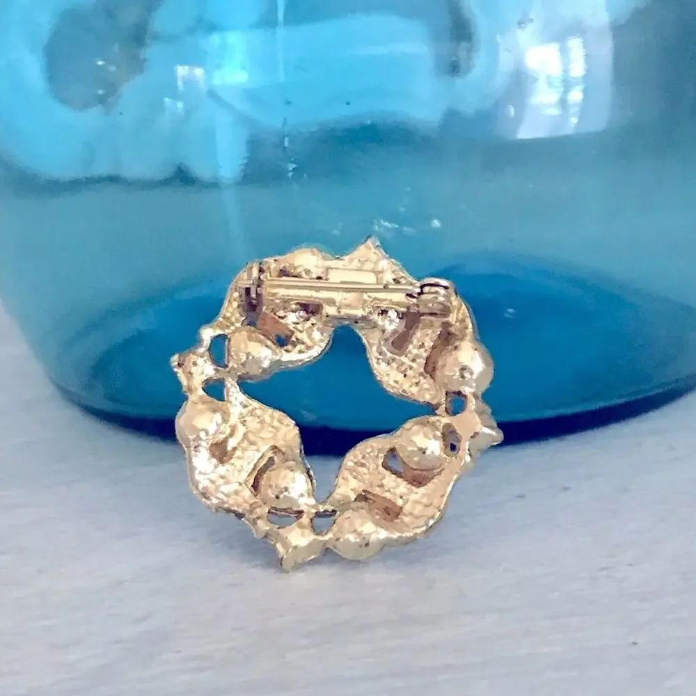 Gold Tone Pin Brooch